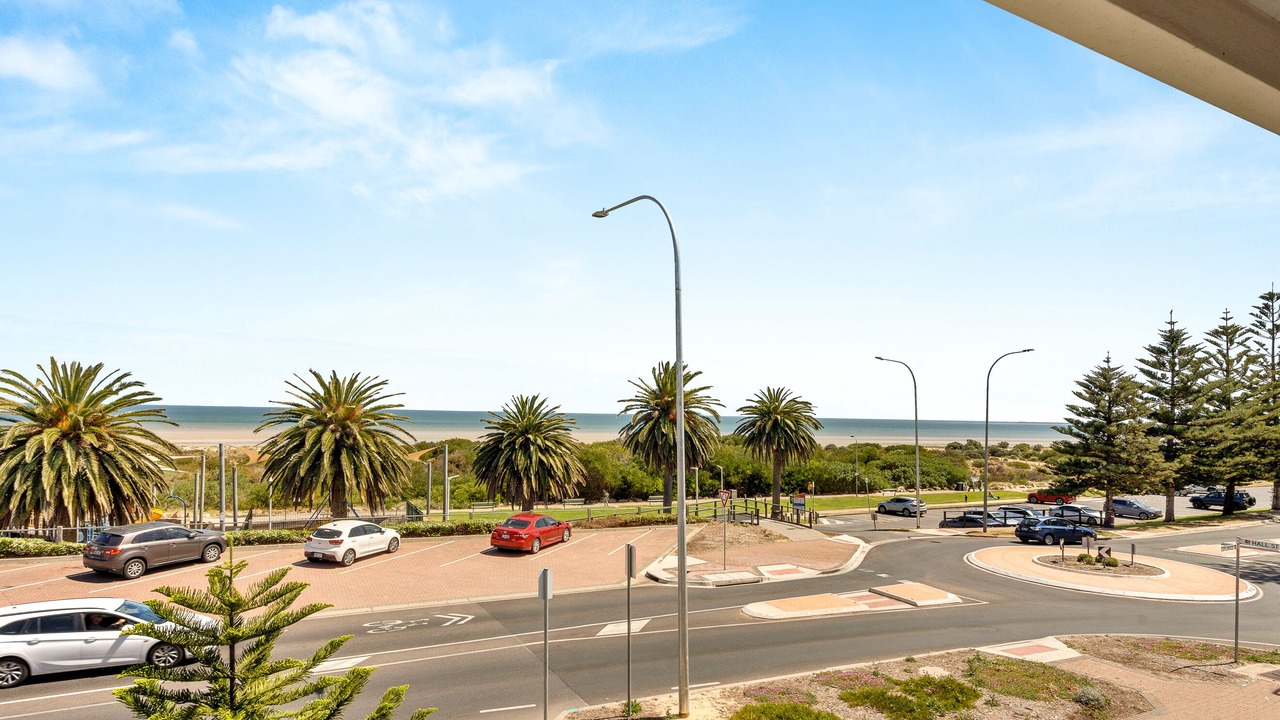 Photo of Others in Semaphore
