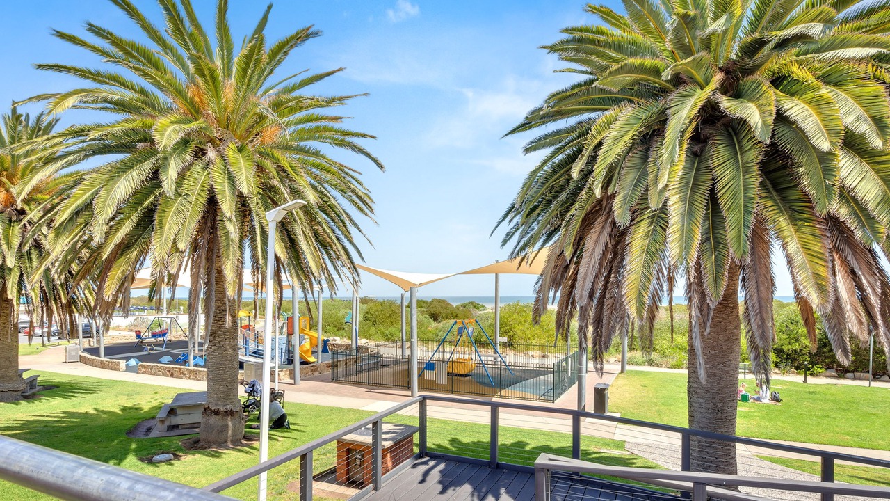 Photo of Others in Semaphore