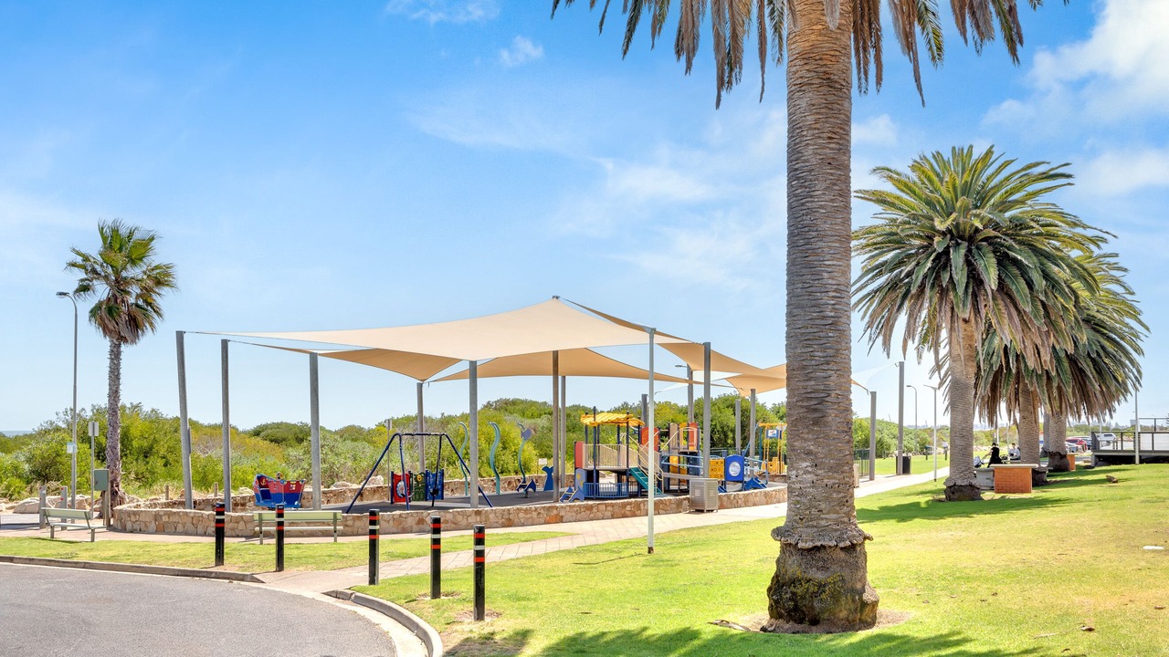 Photo of Others in Semaphore