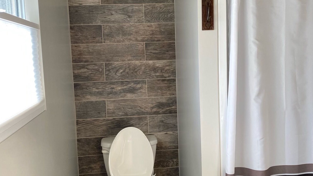 Photo of Bathroom in Hearst
