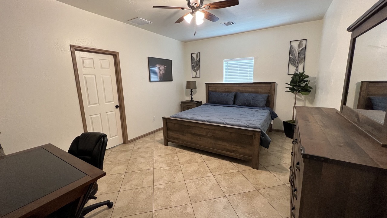 Photo of Bedroom in Harlandale