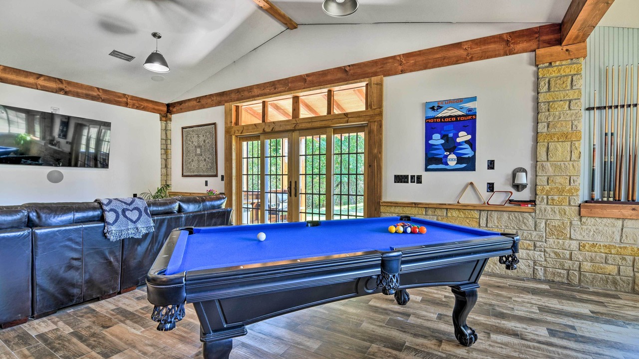 Photo of Bedroom in Glen Rose