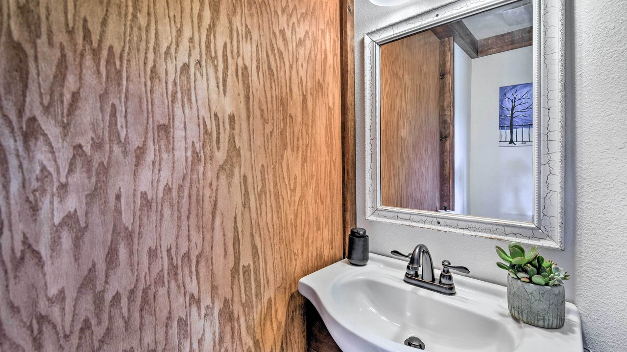 Photo of Bathroom in Glen Rose
