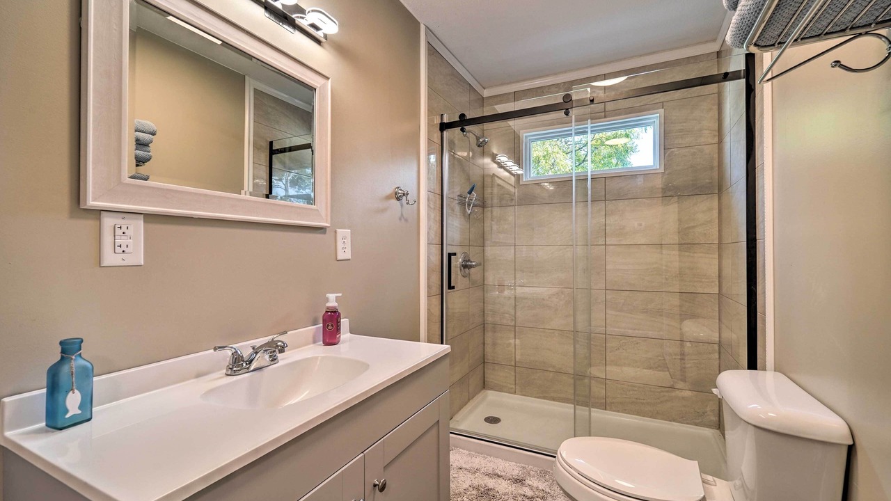 Photo of Bathroom in Bean Station
