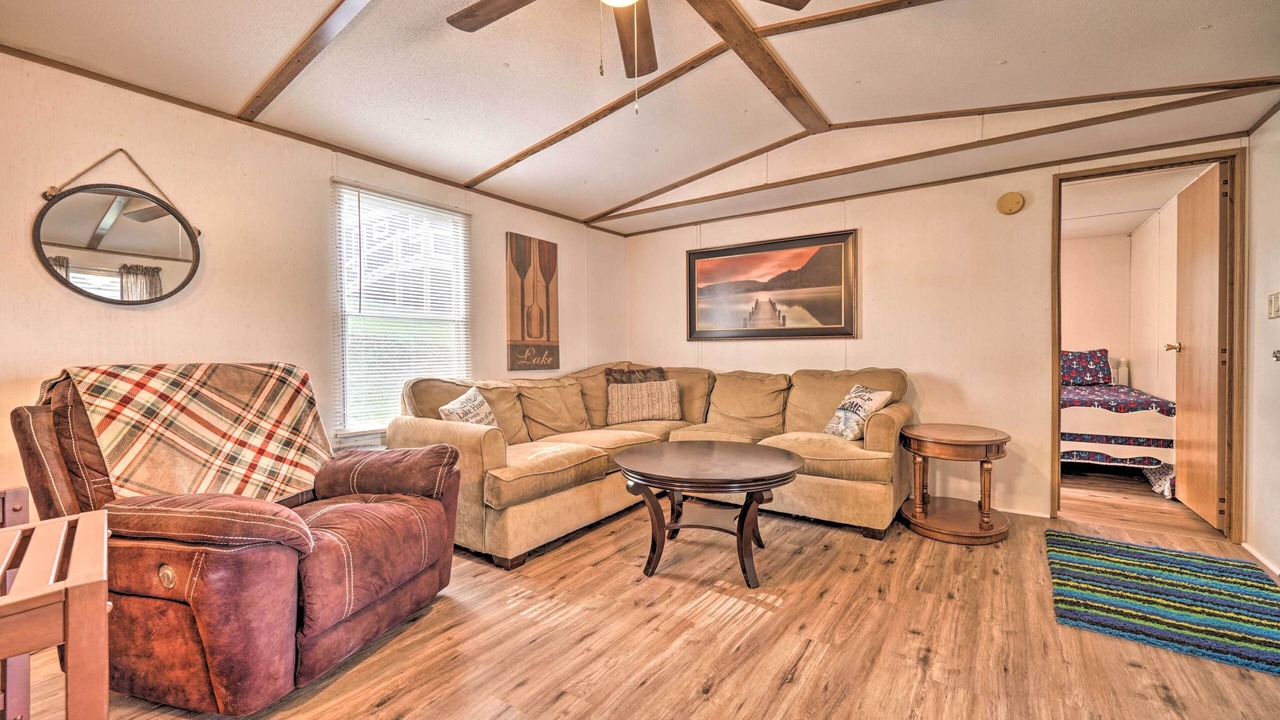 Photo of Livingroom in Bean Station