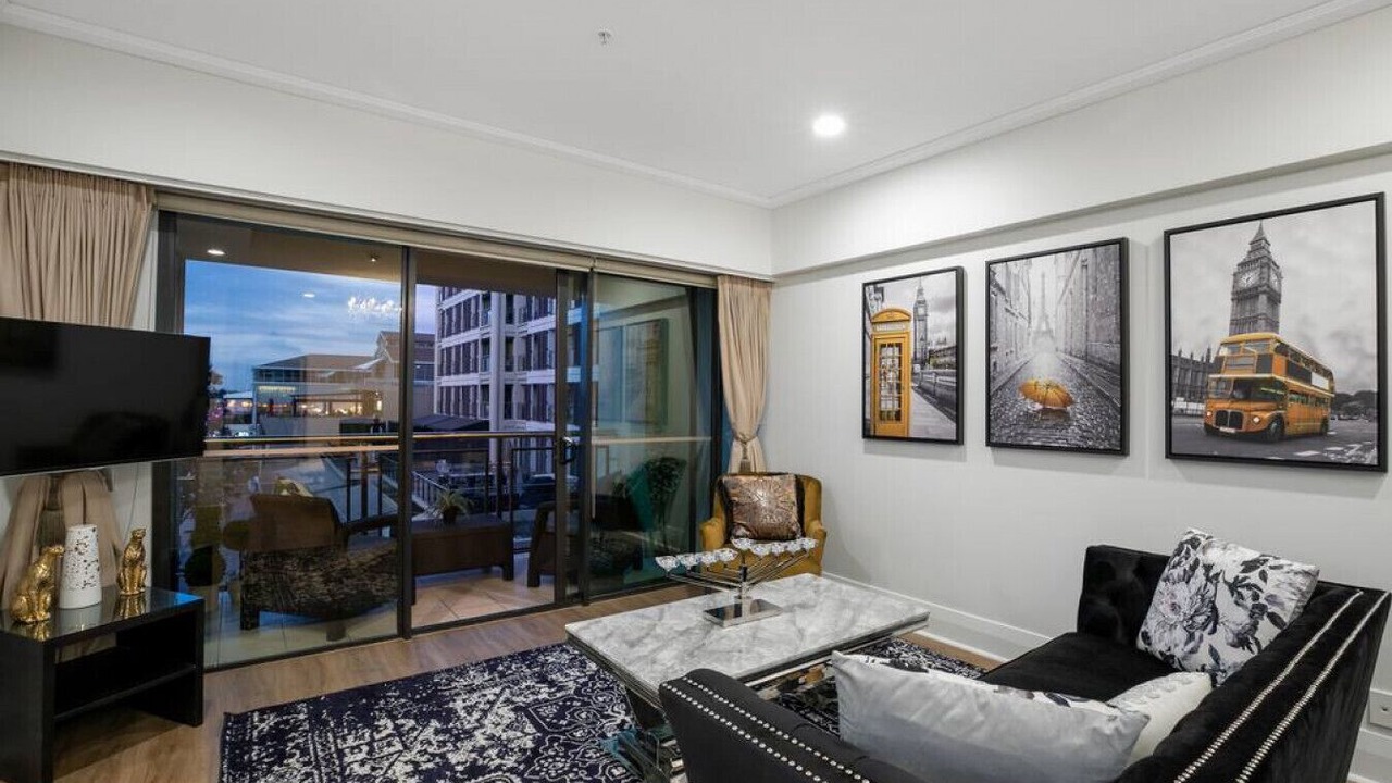Photo of Livingroom in Auckland Central Business District