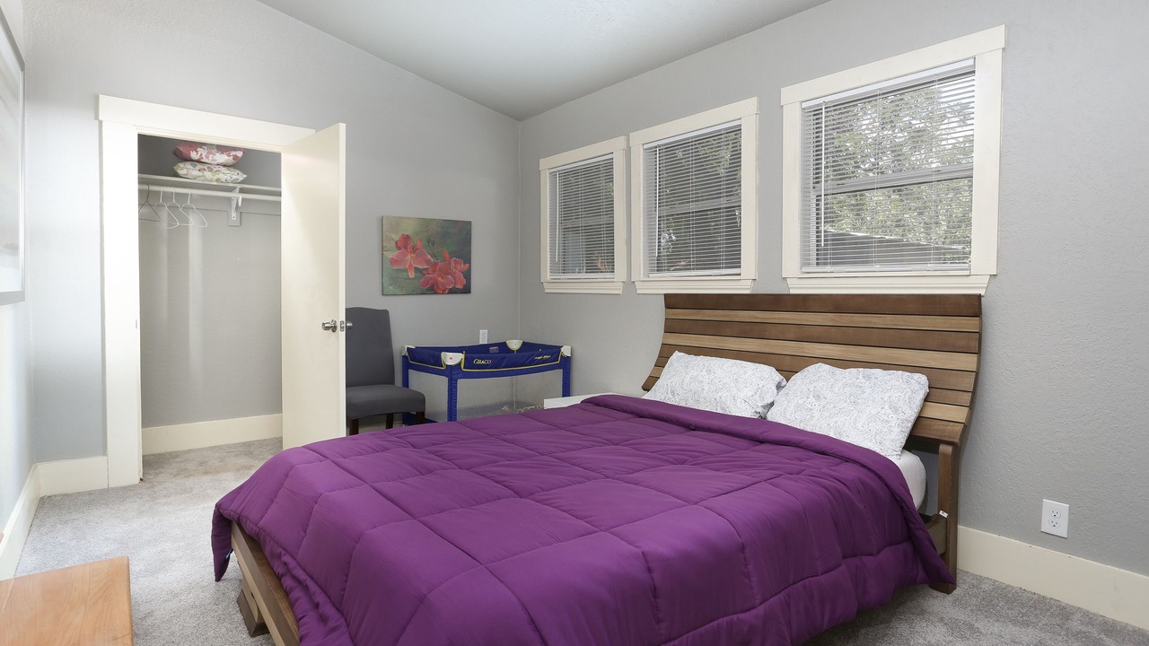 Photo of Bedroom in Southside