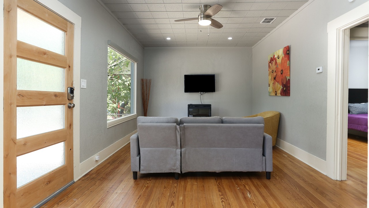 Photo of Livingroom in Southside