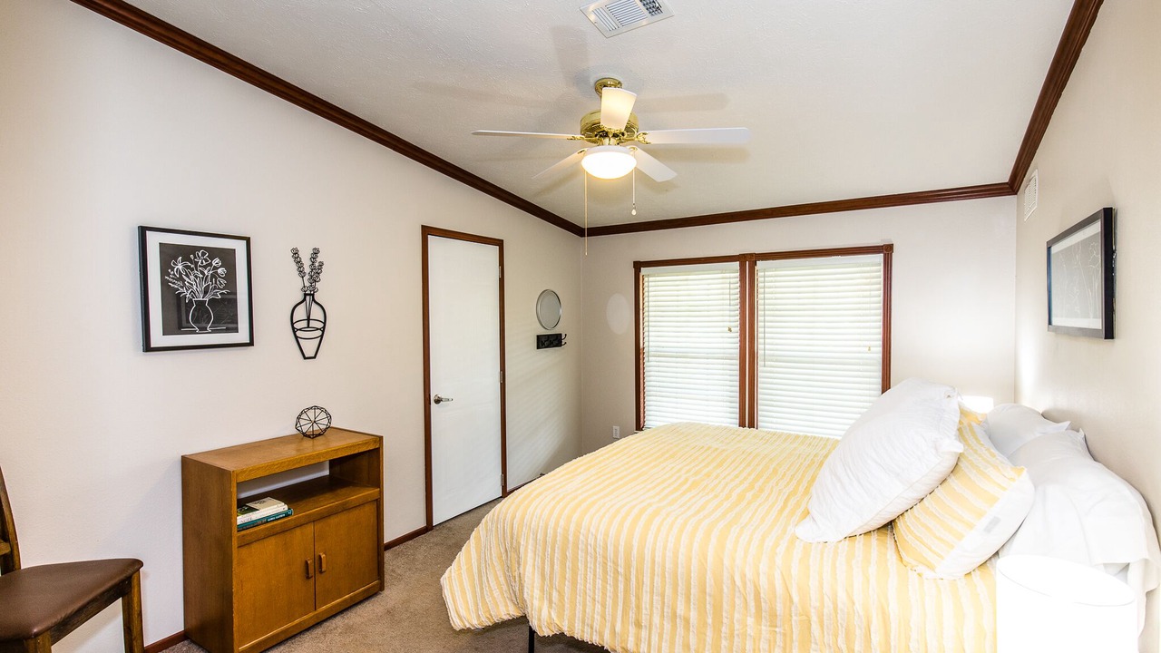 Photo of Bedroom in Graford