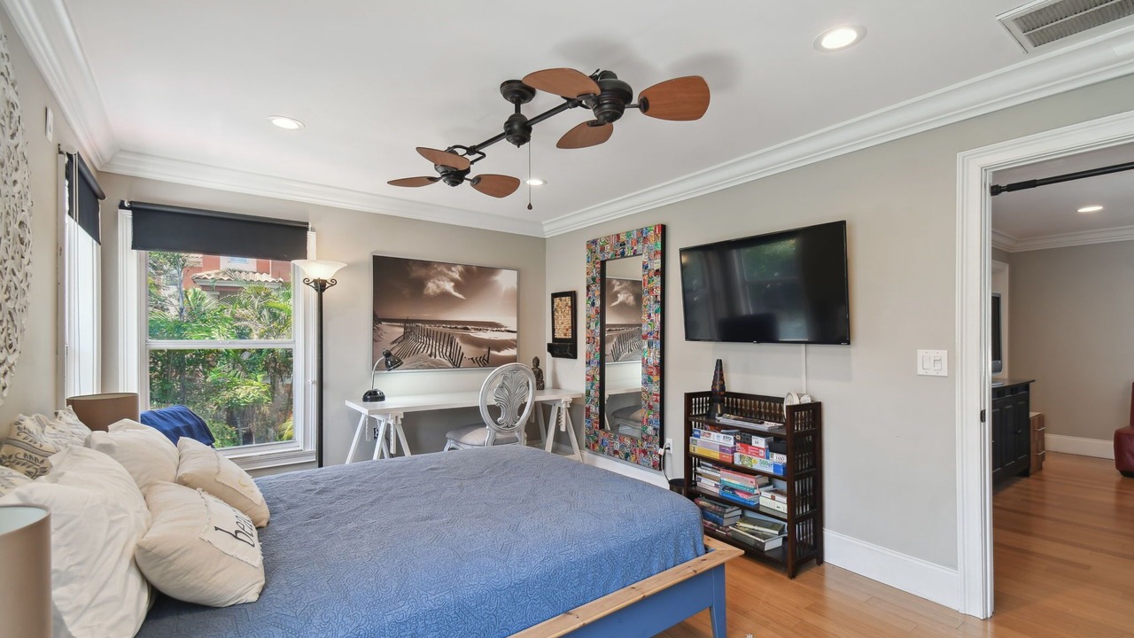 Photo of Bedroom in Davis Islands
