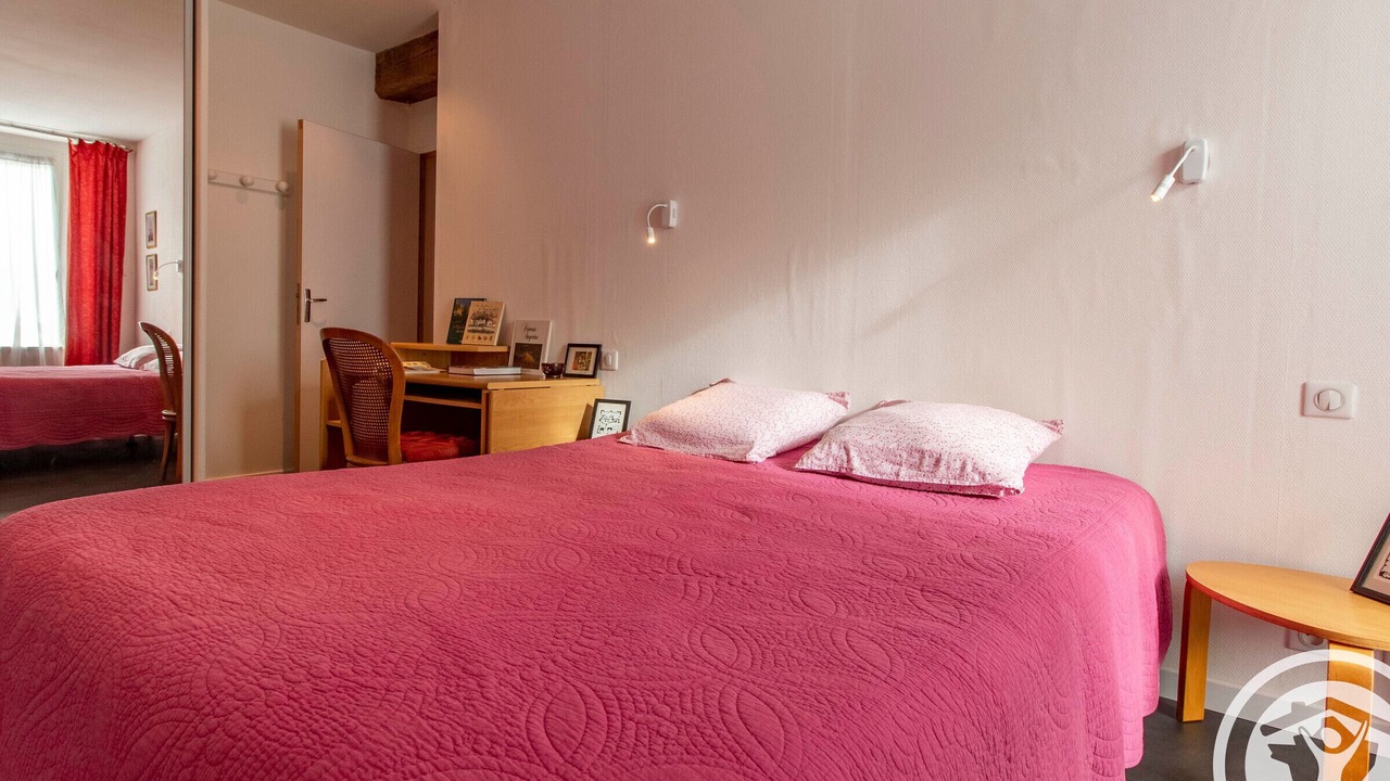 Photo of Bedroom in Saint-Georges-des-Gardes