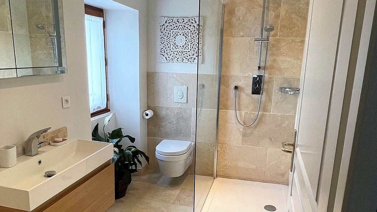 Photo of Bedroom in Salles