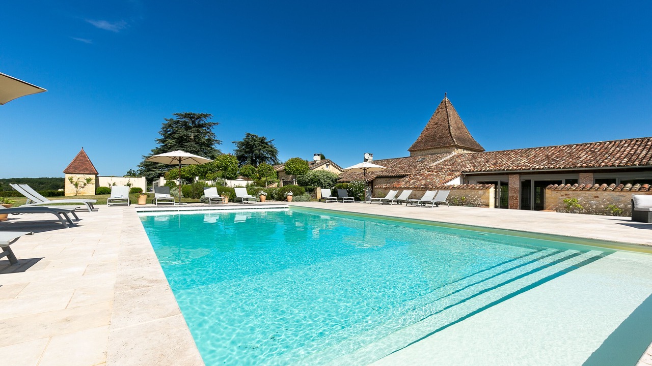 Photo of Outdoor in Salles