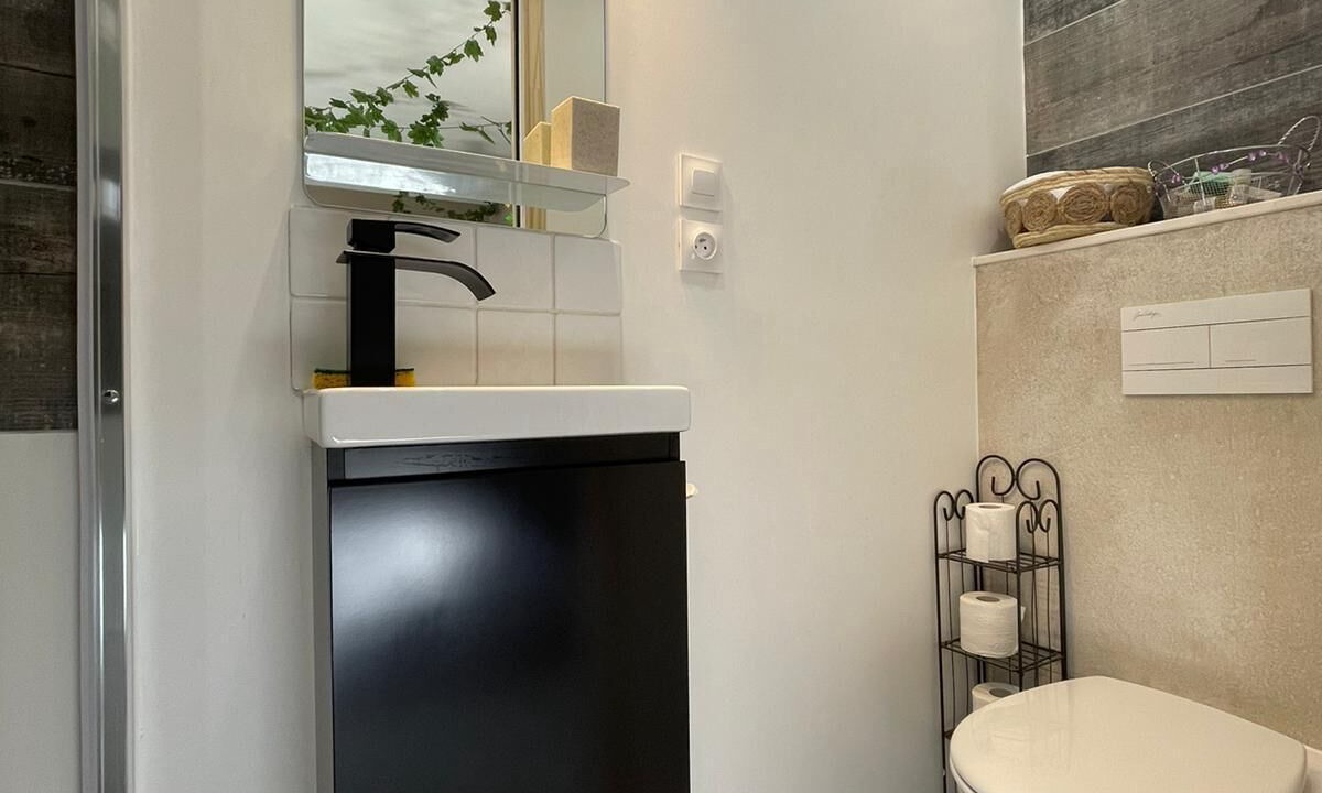 Photo of Bathroom in Les Echelles