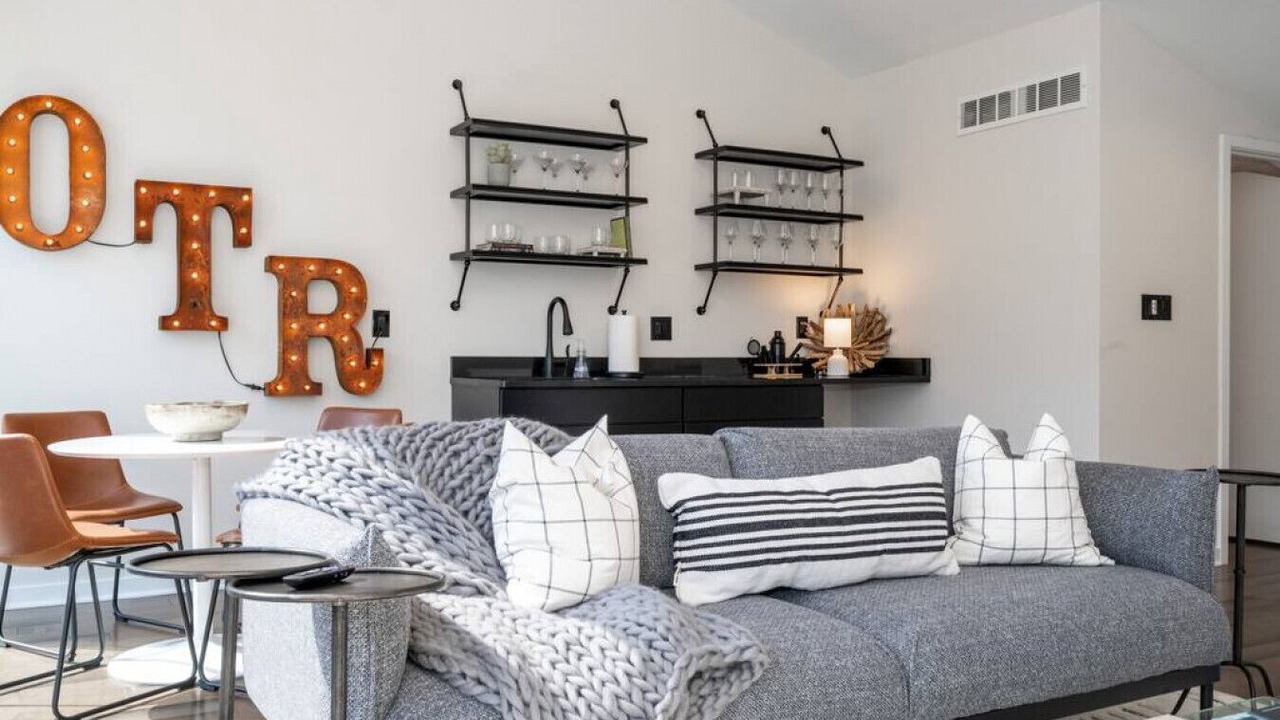 Photo of Livingroom in Pendleton