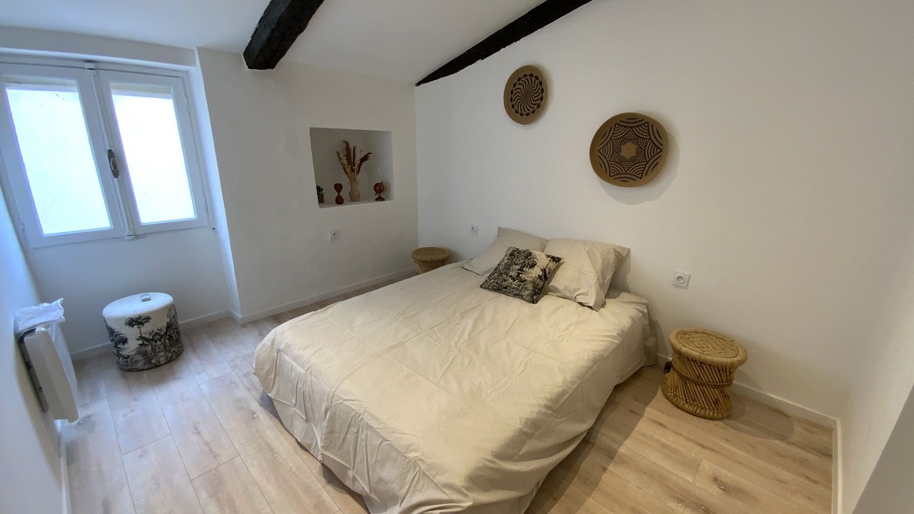 Photo of Bedroom in Bas-Vernet