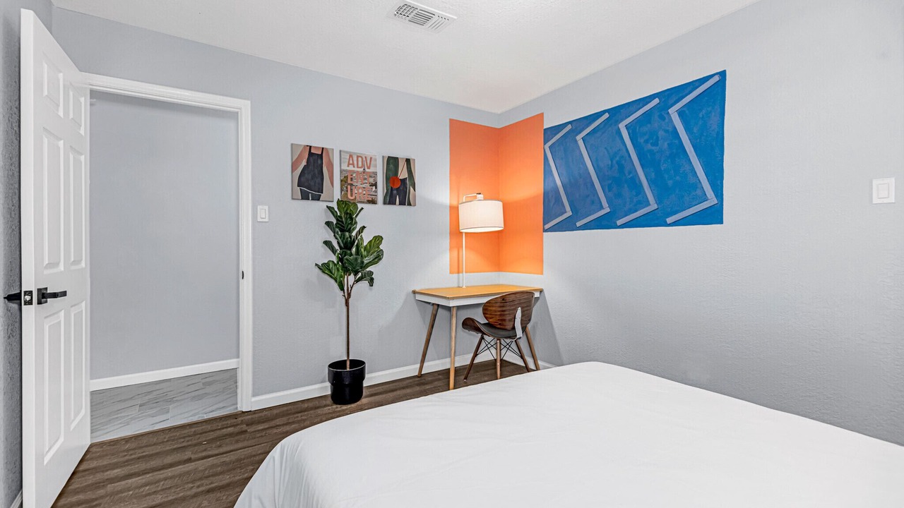 Photo of Bedroom in Clodine