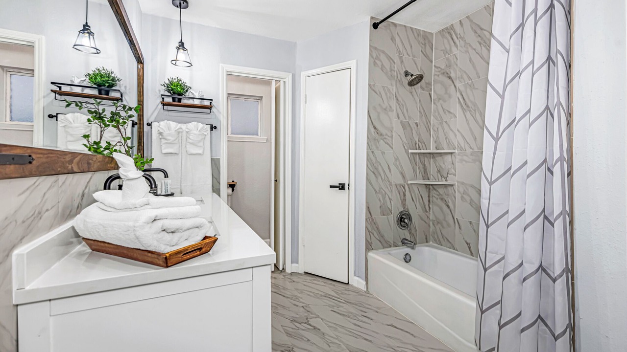 Photo of Bathroom in Clodine
