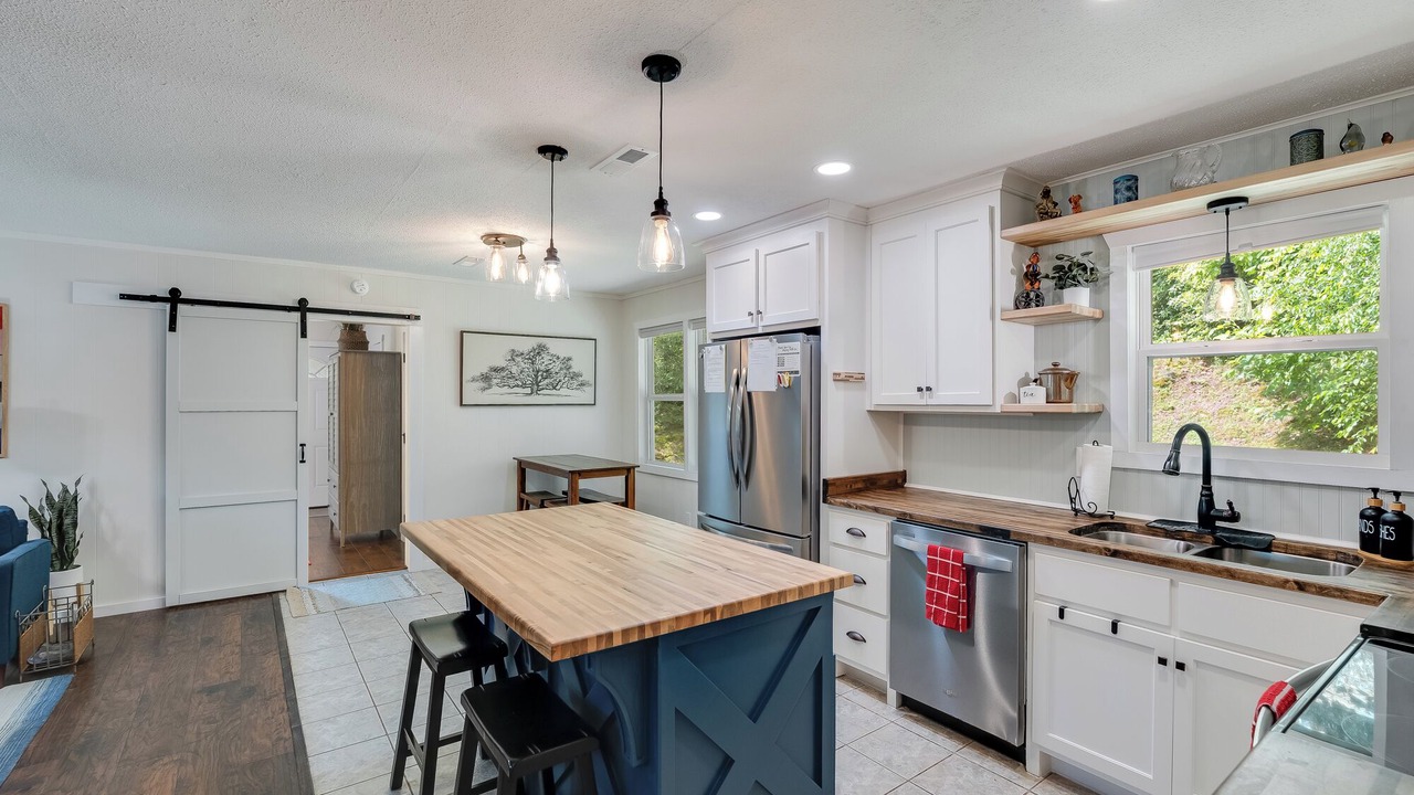 Photo of Kitchen in Upper Peachtree