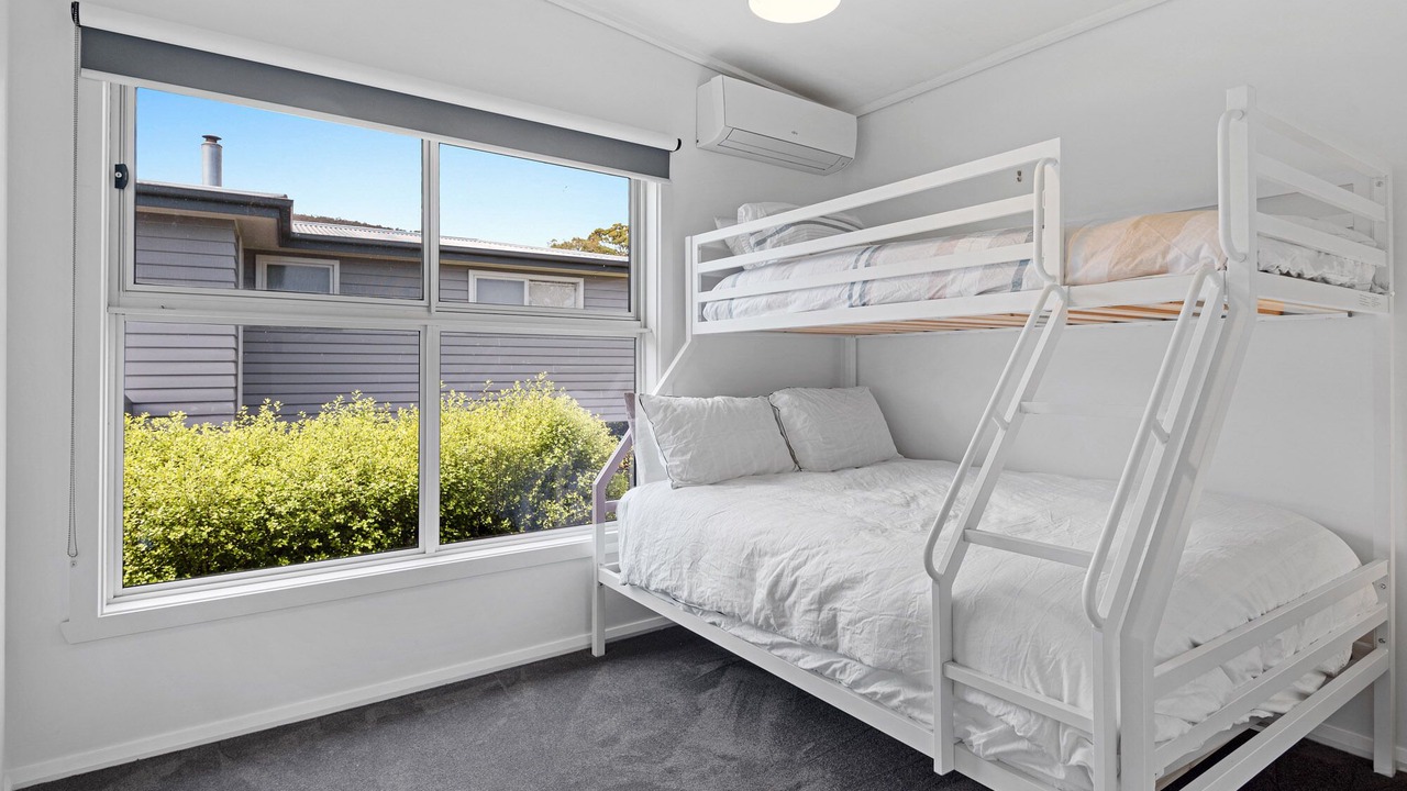 Photo of Others in McCrae