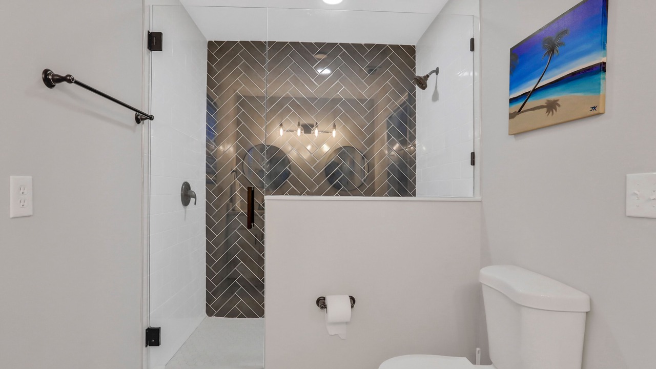 Photo of Bathroom in Neptune Beach