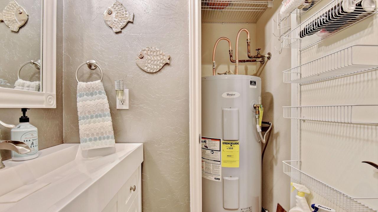 Photo of Bathroom in Pottsboro