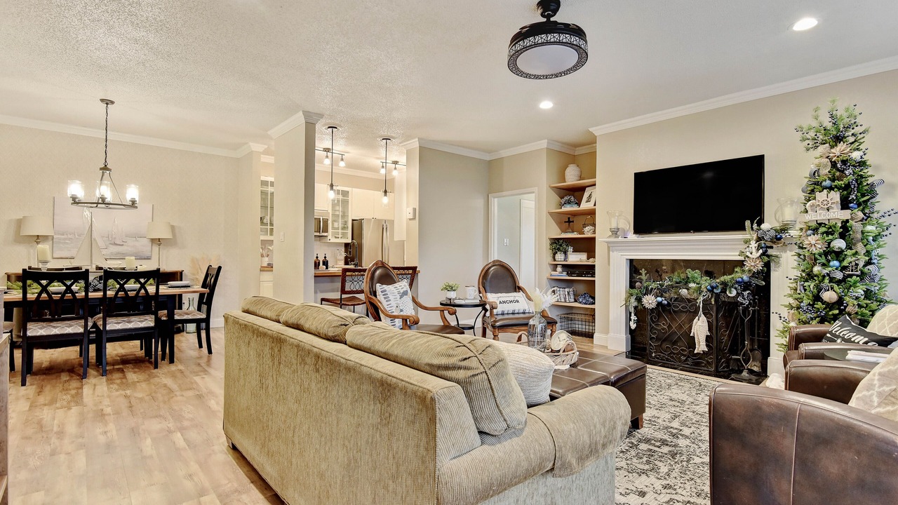 Photo of Livingroom in Pottsboro