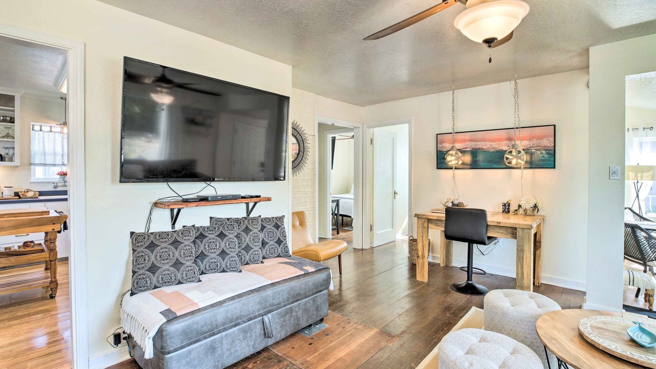 Photo of Livingroom in Pacific County