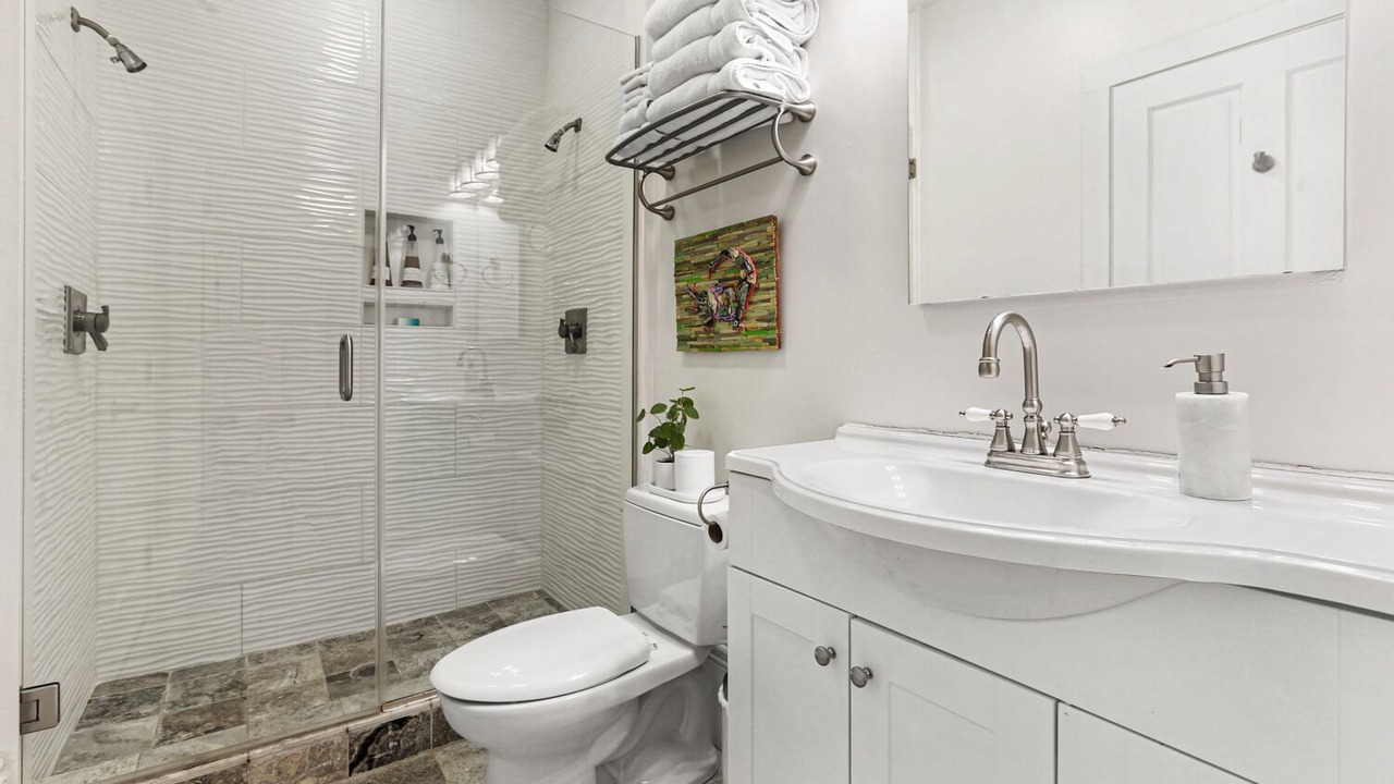 Photo of Bathroom in Faubourg Delachaise
