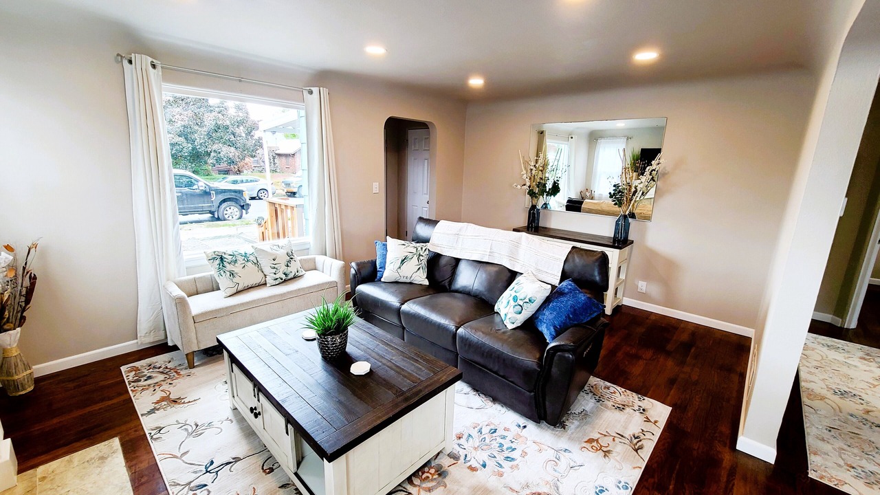 Photo of Livingroom in Nevada - Lidgerwood