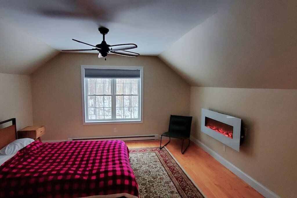 Photo of Bedroom in Meredith