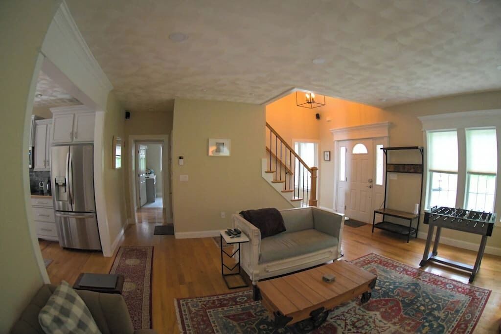 Photo of Livingroom in Meredith