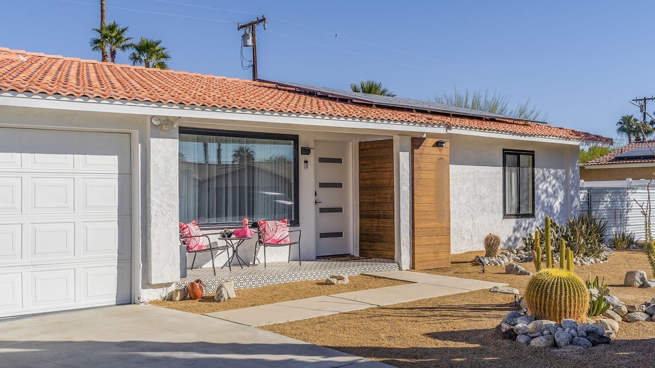 Photo of Outdoor in Desert Park Estates