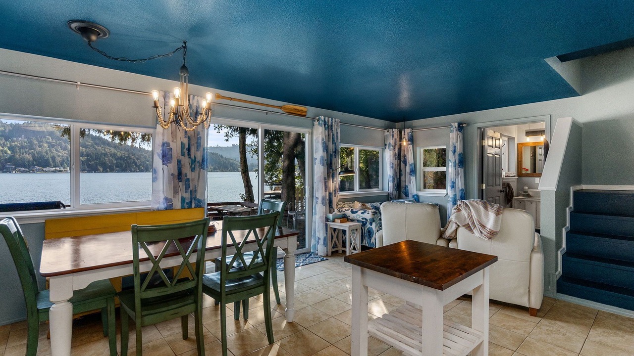 Photo of Others in Olympia