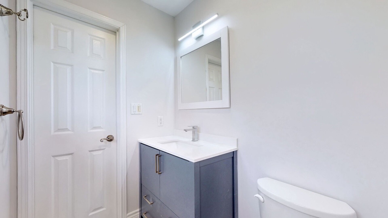 Photo of Bathroom in Georgina