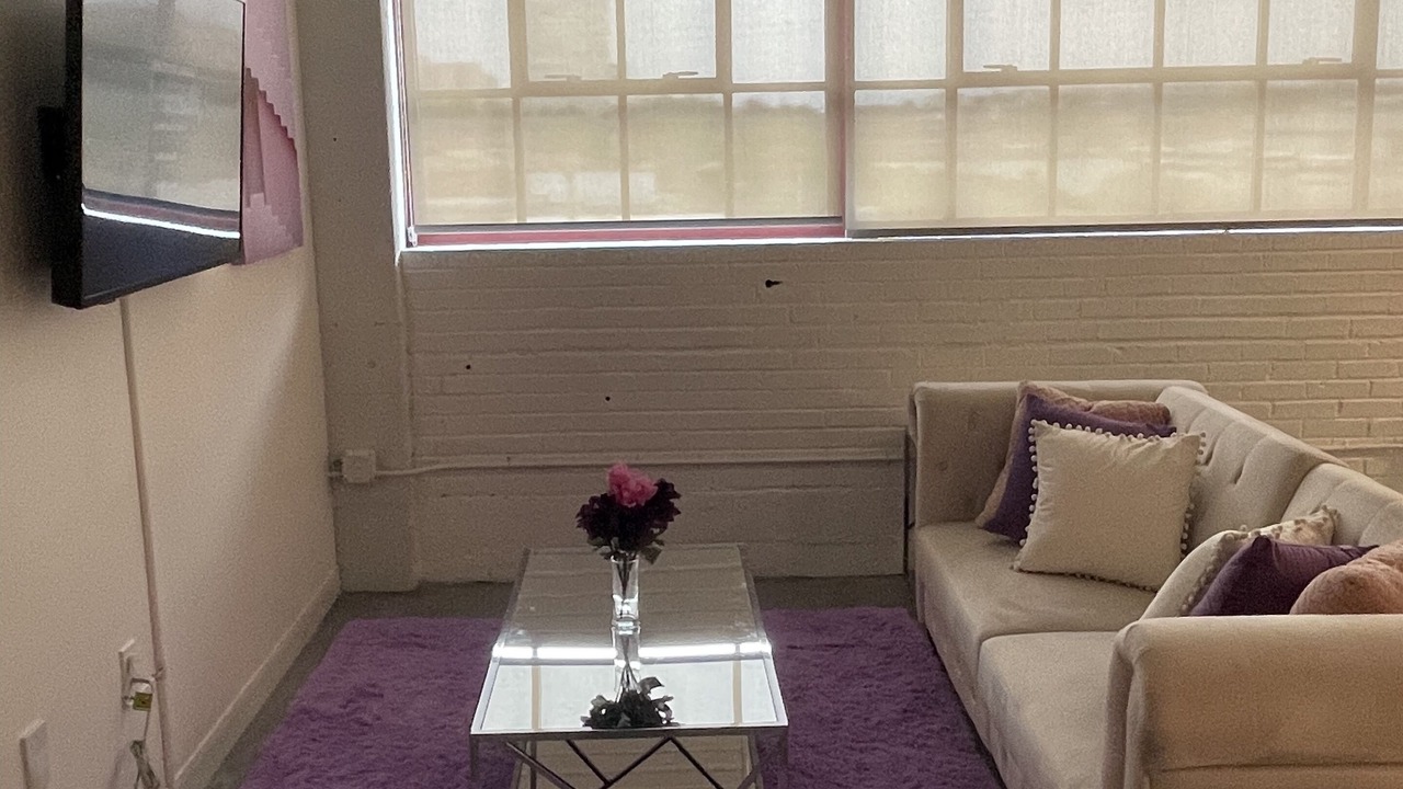 Photo of Livingroom in Midtown