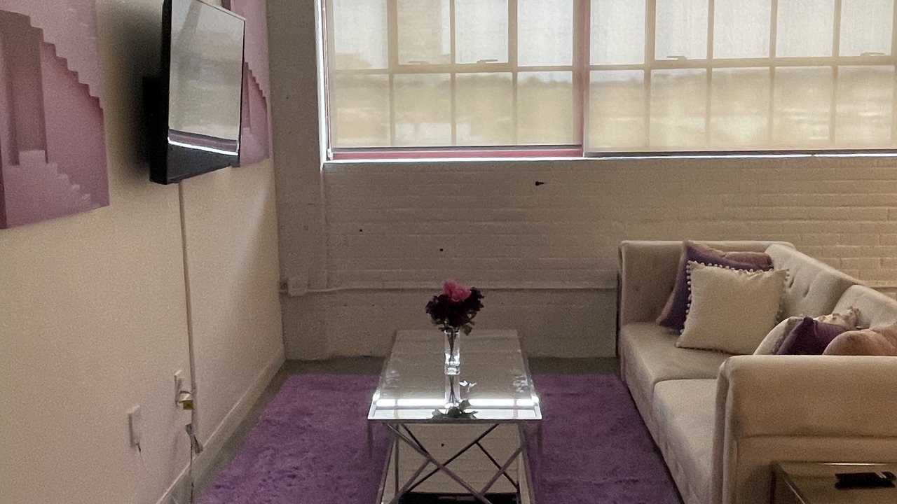 Photo of Livingroom in Midtown