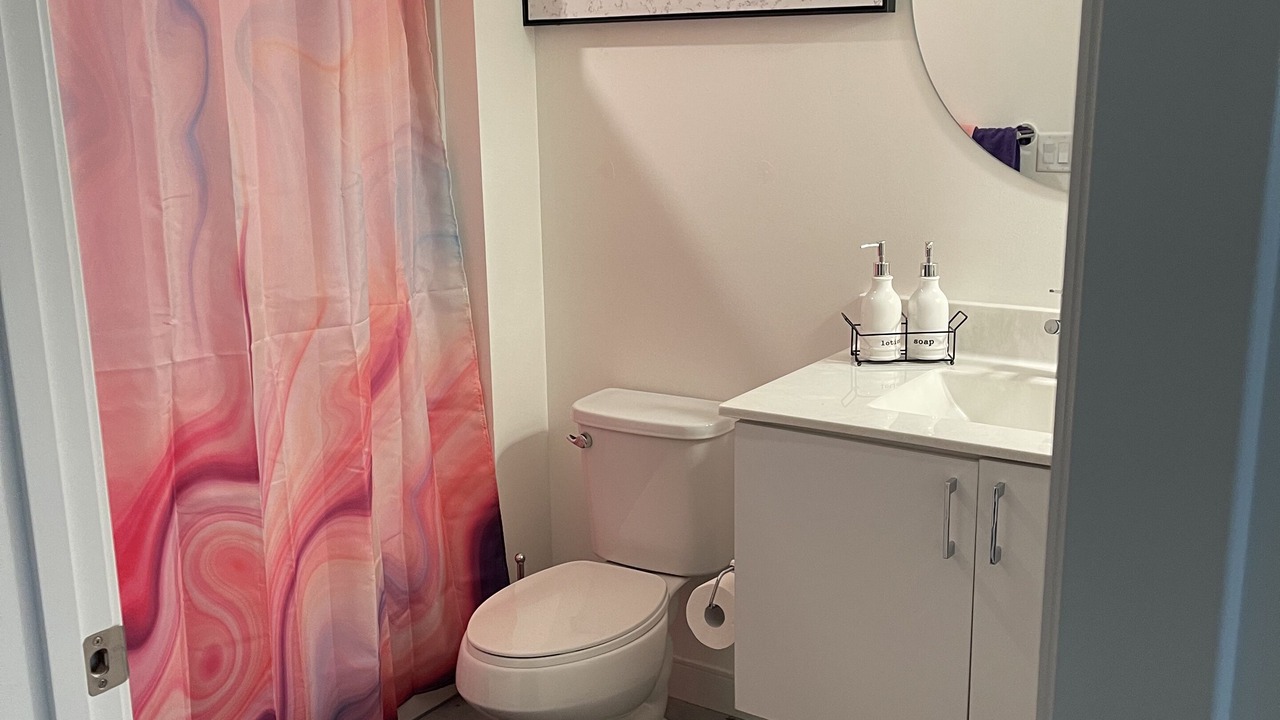 Photo of Bathroom in Midtown