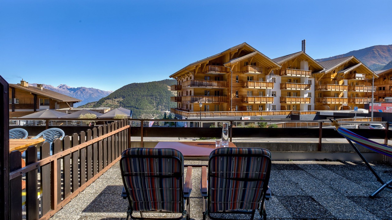 Photo of Patio Balcony in La Tzoumaz