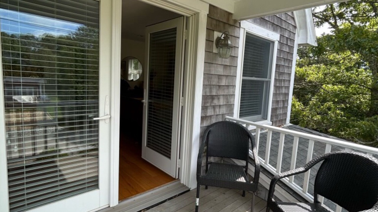 Photo of Patio Balcony in Lagoon Heights
