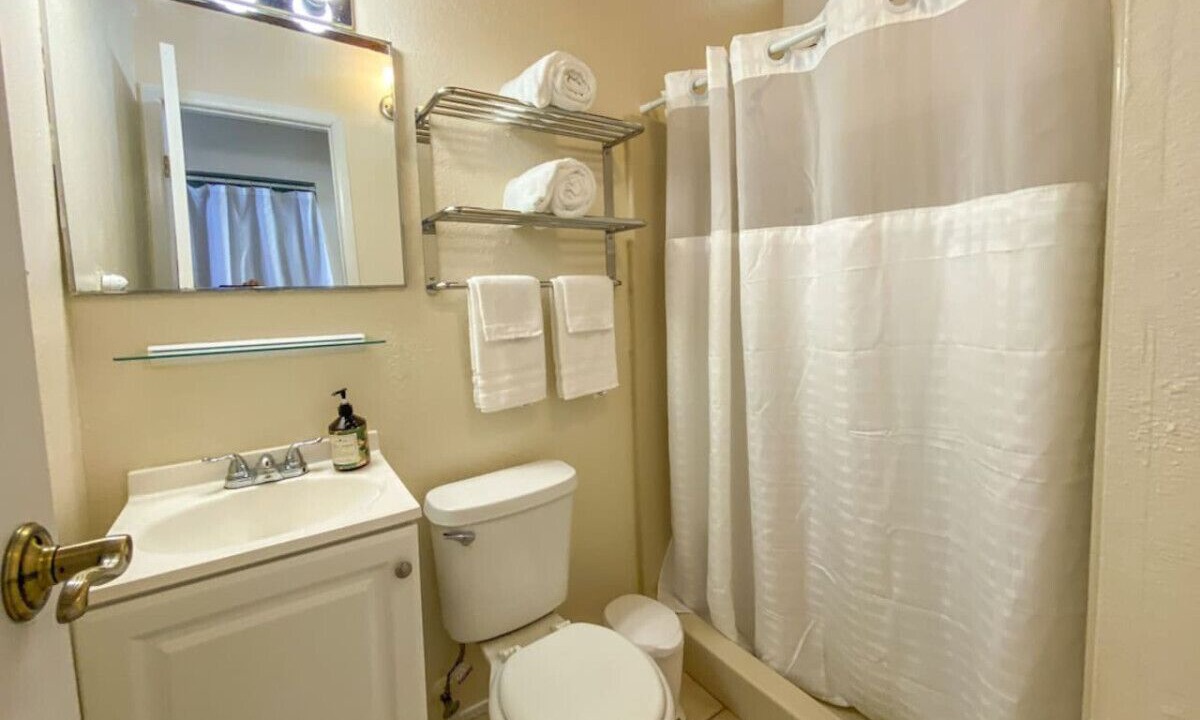 Photo of Bathroom in Kailua