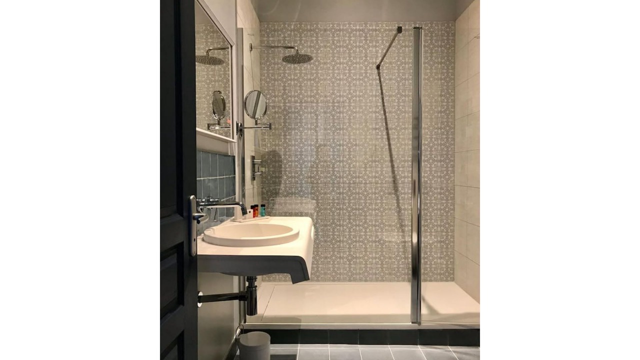 Photo of Bathroom in Villers-Bretonneux