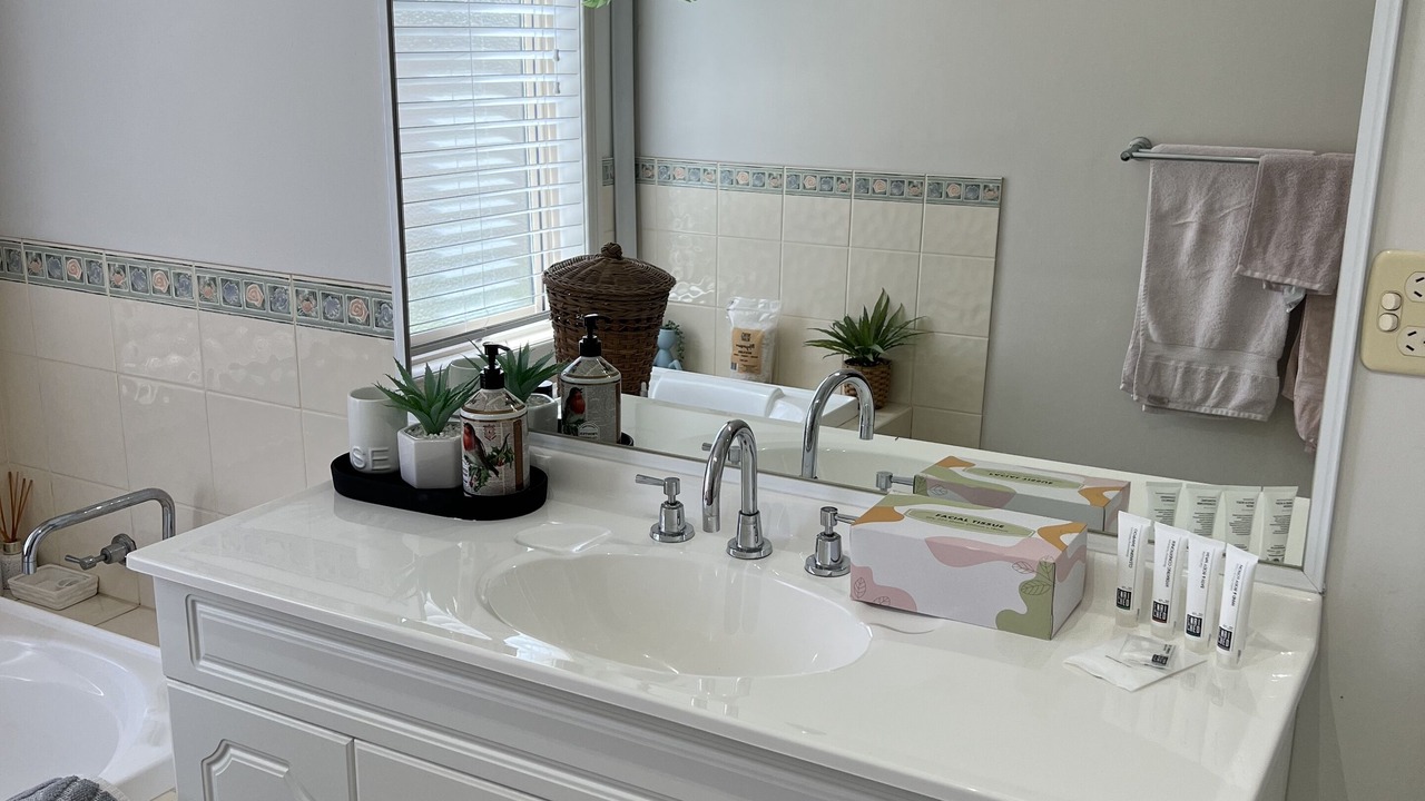 Photo of Bathroom in Yarrawonga