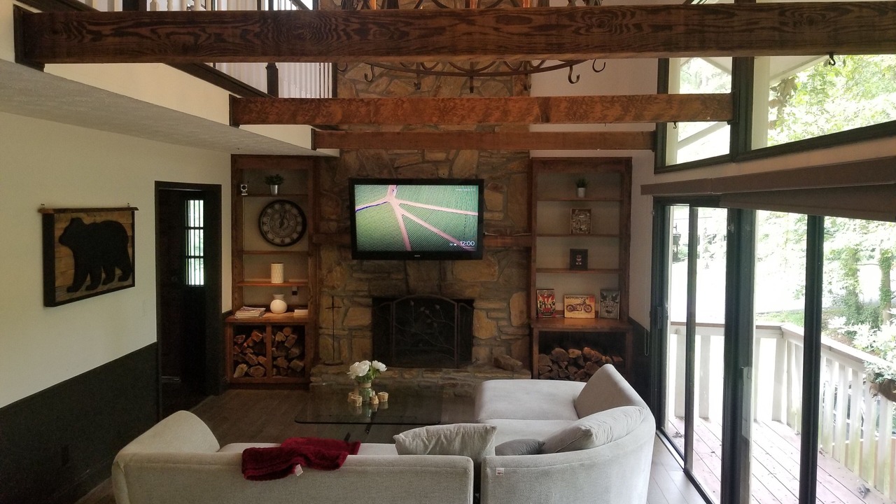 Photo of Livingroom in Tucker