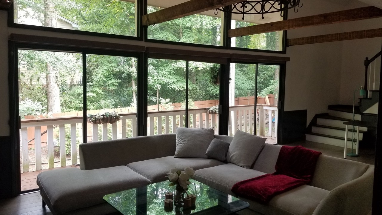 Photo of Livingroom in Tucker