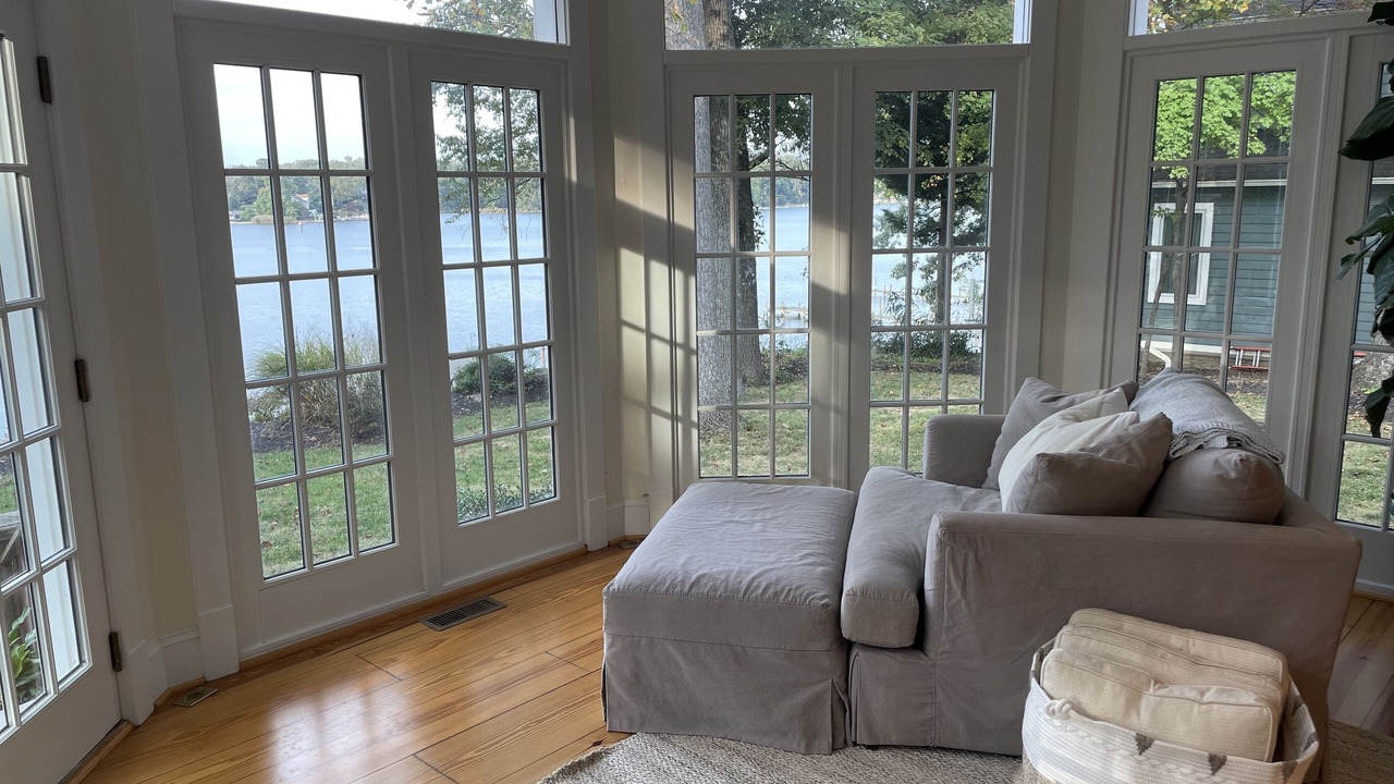 Photo of Livingroom in Edgewater