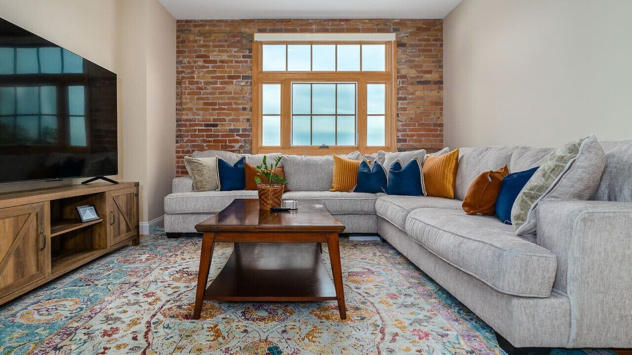 Photo of Livingroom in Lexington