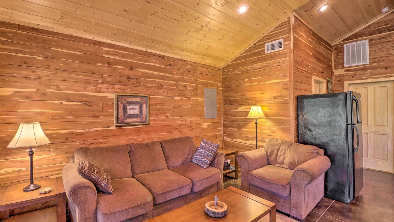 Photo of Bedroom in Swinging Bridge Village