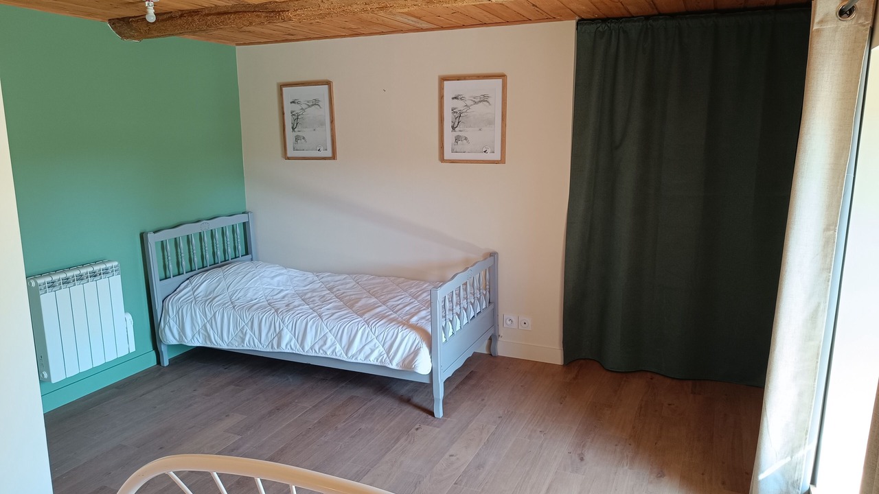 Photo of Bedroom in Le Mesnil-Rogues