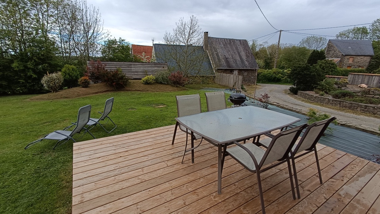 Photo of Outdoor in Le Mesnil-Rogues